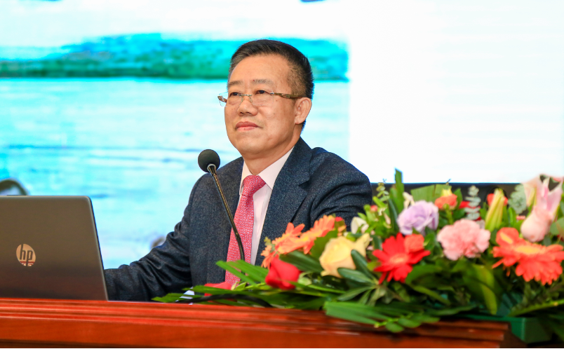 袁漢源主席榮獲2020主流媒體教育聯(lián)盟 總評榜陜西榜“年度教育功勛人物”