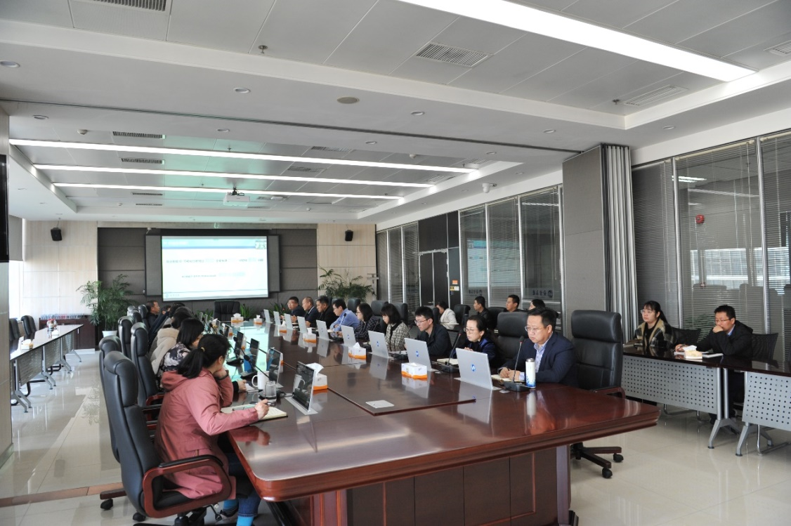 解決信息孤島 提高決策質(zhì)量 ——金葉科教集團(tuán)舉辦BI數(shù)據(jù)分析系統(tǒng)培訓(xùn)會(huì)