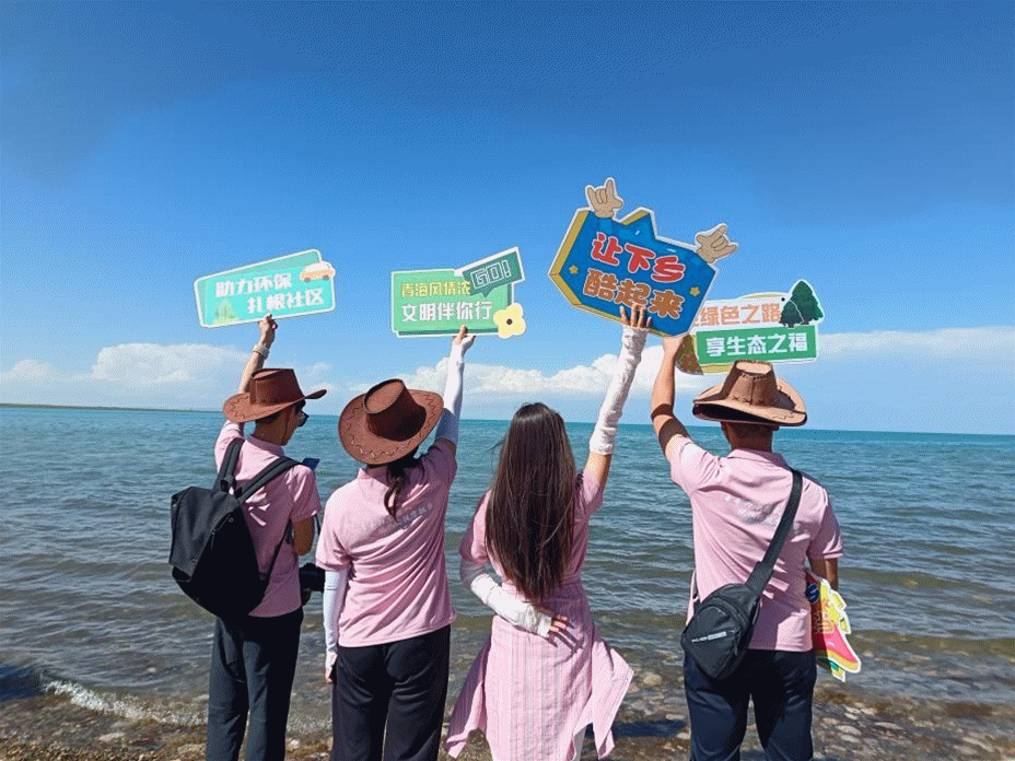 西安明德理工學(xué)院專業(yè)競賽創(chuàng)佳績 課題獲批教育部立項(xiàng) 黨支部入選省級(jí)名單 西安明德理工學(xué)院專業(yè)競賽創(chuàng)佳績 課題獲批教育部立項(xiàng) 黨支部入選省級(jí)名單