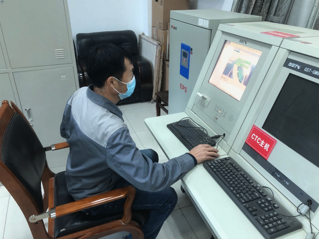 多項(xiàng)措施有效并舉 用實(shí)際行動(dòng)切實(shí)筑牢企業(yè)安全生產(chǎn)防線(xiàn) 金葉科教集團(tuán)深入開(kāi)展2024年安全管理專(zhuān)項(xiàng)行動(dòng)之煙配產(chǎn)業(yè)篇 多項(xiàng)措施有效并舉 用實(shí)際行動(dòng)切實(shí)筑牢企業(yè)安全生產(chǎn)防線(xiàn) 金葉科教集團(tuán)深入開(kāi)展2024年安全管理專(zhuān)項(xiàng)行動(dòng)之煙配產(chǎn)業(yè)篇