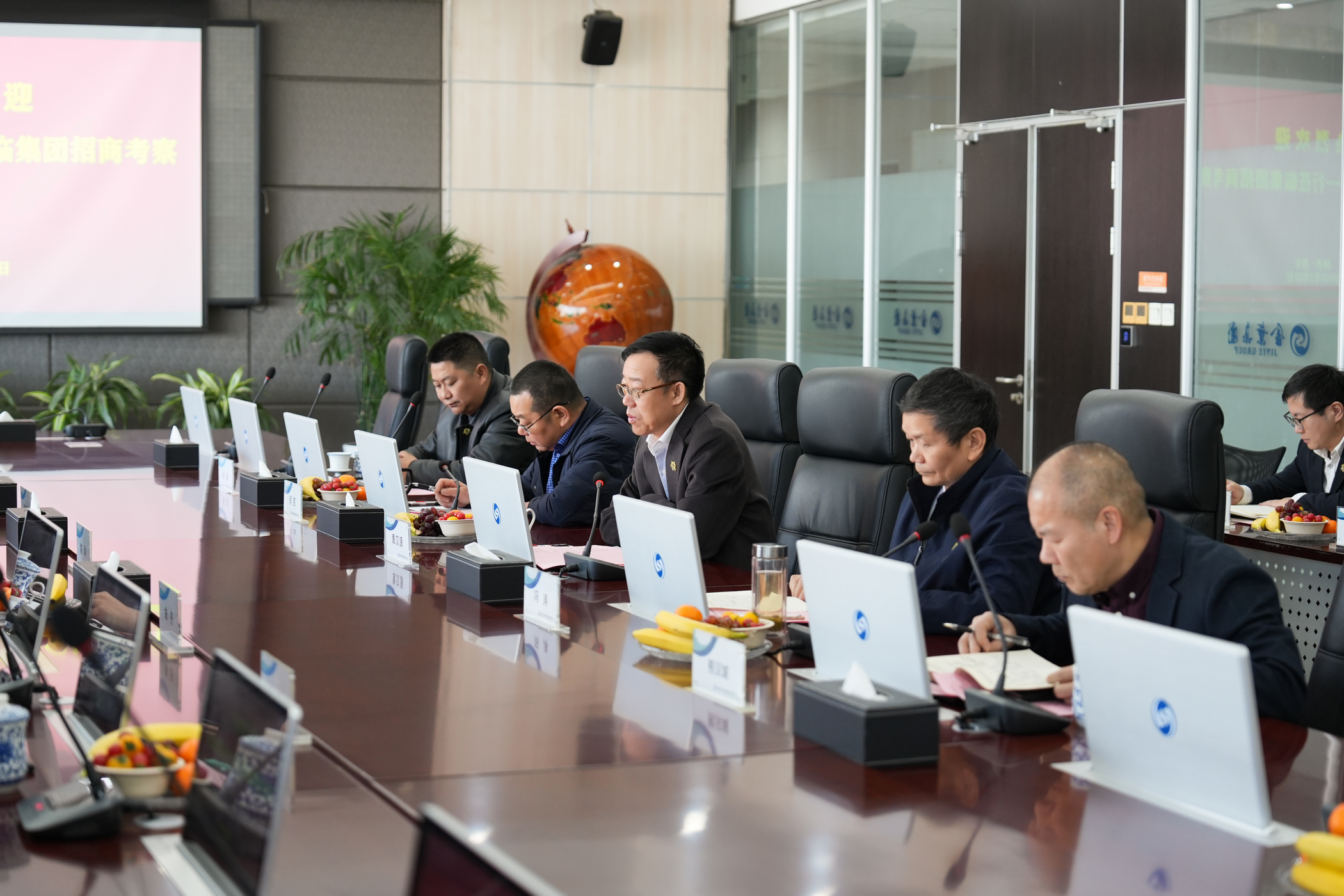 政企同心擘畫新藍圖 金葉科教勇?lián)l(fā)展使命 金葉科教集團與當陽市深化交流推進高質(zhì)量發(fā)展 政企同心擘畫新藍圖 金葉科教勇?lián)l(fā)展使命 金葉科教集團與當陽市深化交流推進高質(zhì)量發(fā)展