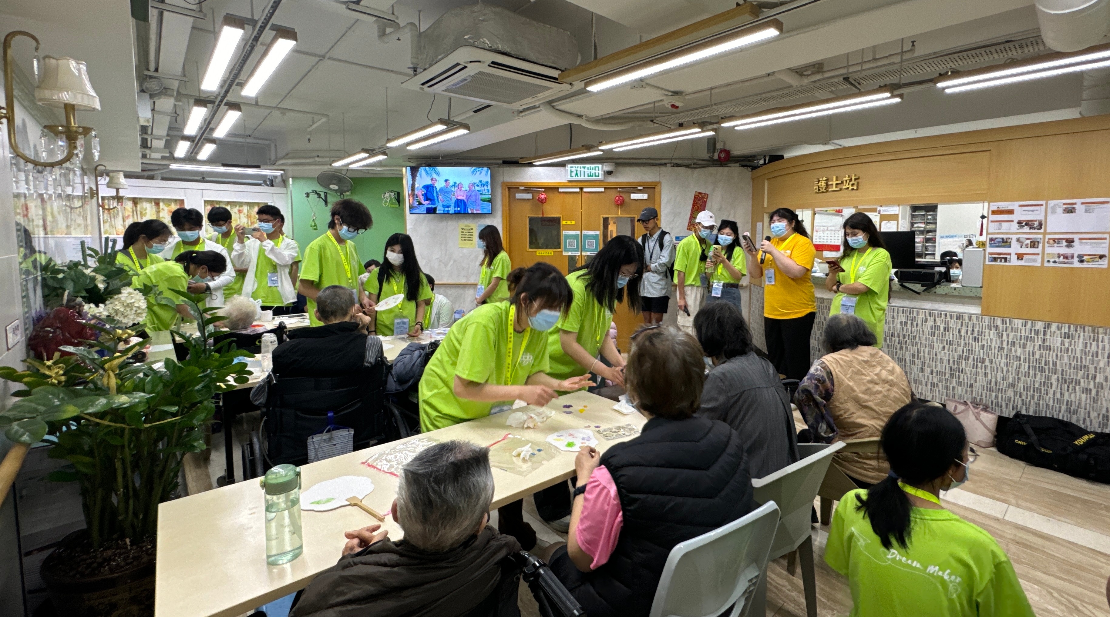 以青春之光 筑家國(guó)夢(mèng)想 集團(tuán)兩校師生代表赴香港參加2025青年夢(mèng)想家交流營(yíng)活動(dòng)